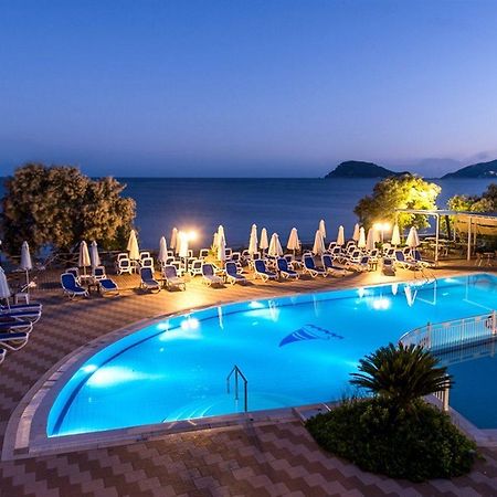 Mediterranean Beach Resort ลากานาส ภายนอก รูปภาพ