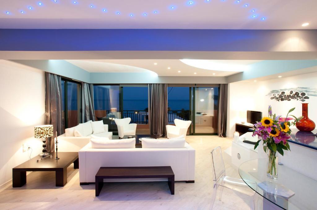 Mediterranean Beach Resort ลากานาส ห้อง รูปภาพ