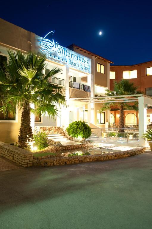 Mediterranean Beach Resort ลากานาส ภายนอก รูปภาพ