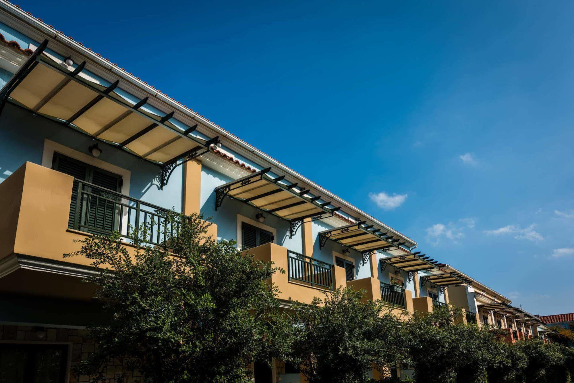 Mediterranean Beach Resort ลากานาส ภายนอก รูปภาพ