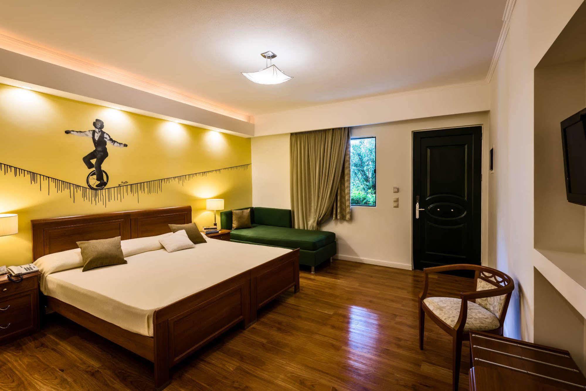 Mediterranean Beach Resort ลากานาส ภายนอก รูปภาพ