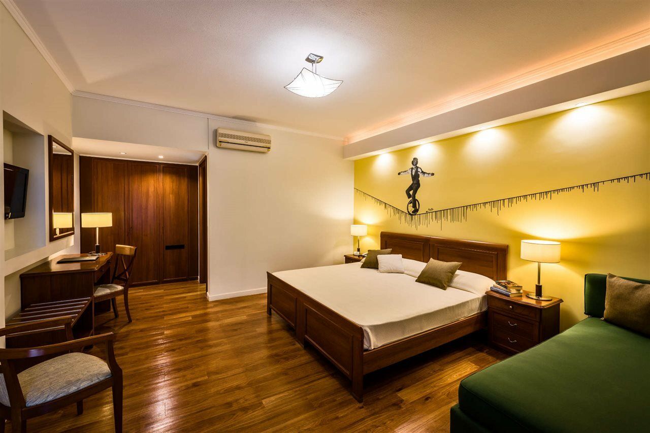 Mediterranean Beach Resort ลากานาส ภายนอก รูปภาพ